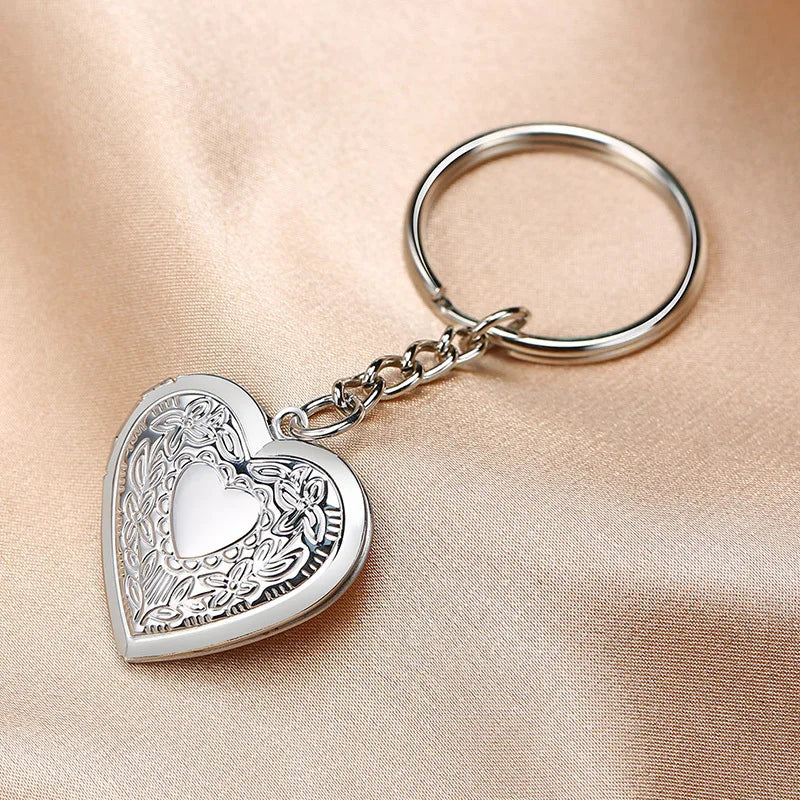 Vnox Personalize Engrave Name Heart Locket Key Chains for Women Men,Custom Family Love Photos Anniversary Keepsake Gifts