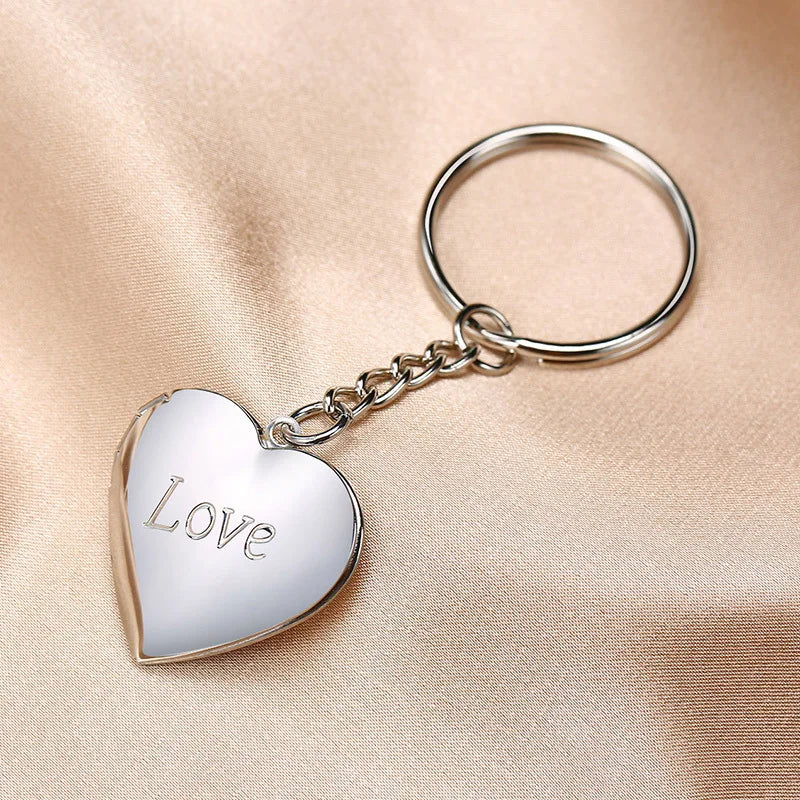 Vnox Personalize Engrave Name Heart Locket Key Chains for Women Men,Custom Family Love Photos Anniversary Keepsake Gifts