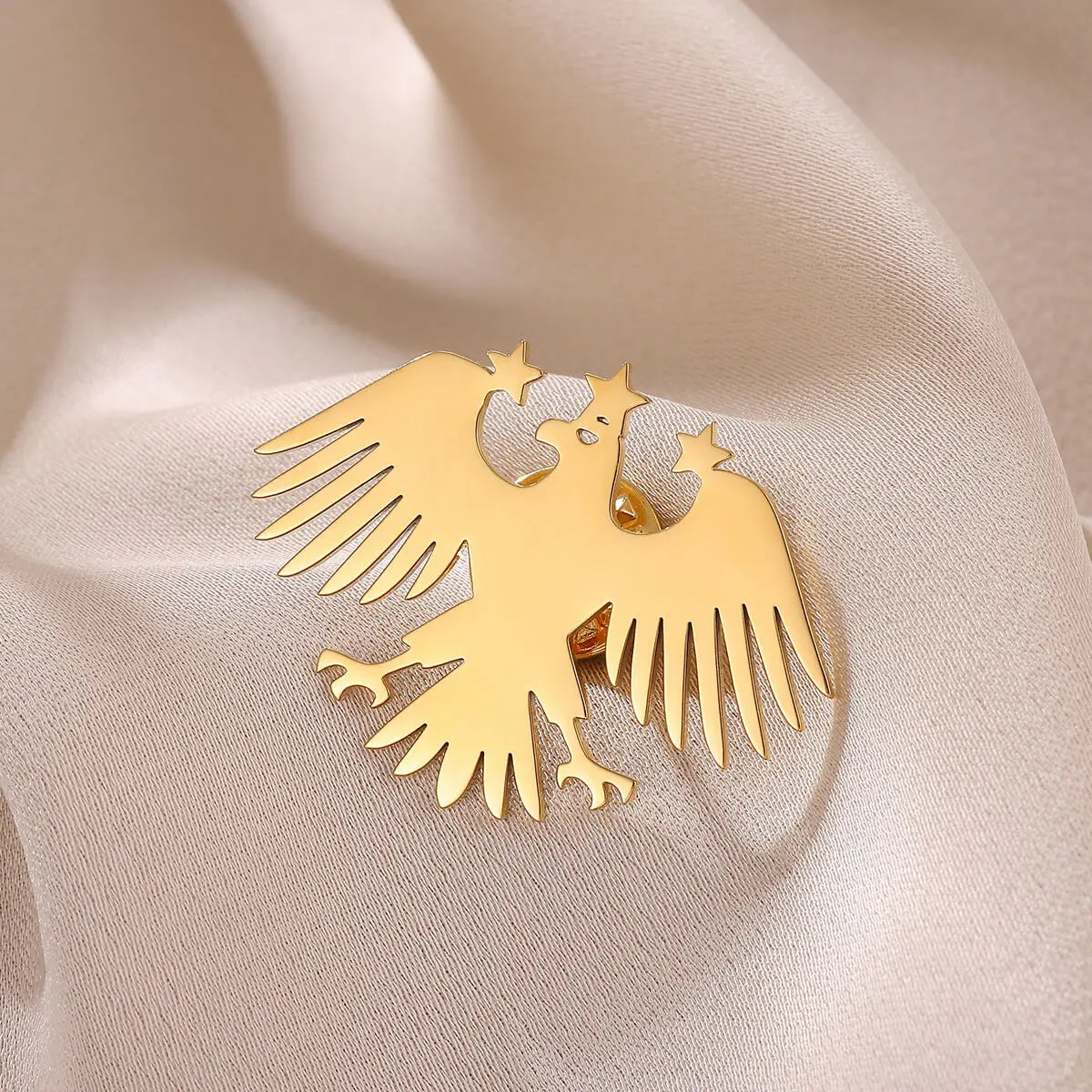 Gold Color Punk Eagle Stars Brooches For Men Women Fashion Geometric Animals Emblem Brooch Stainless Steel Jewelry Birthday Gift