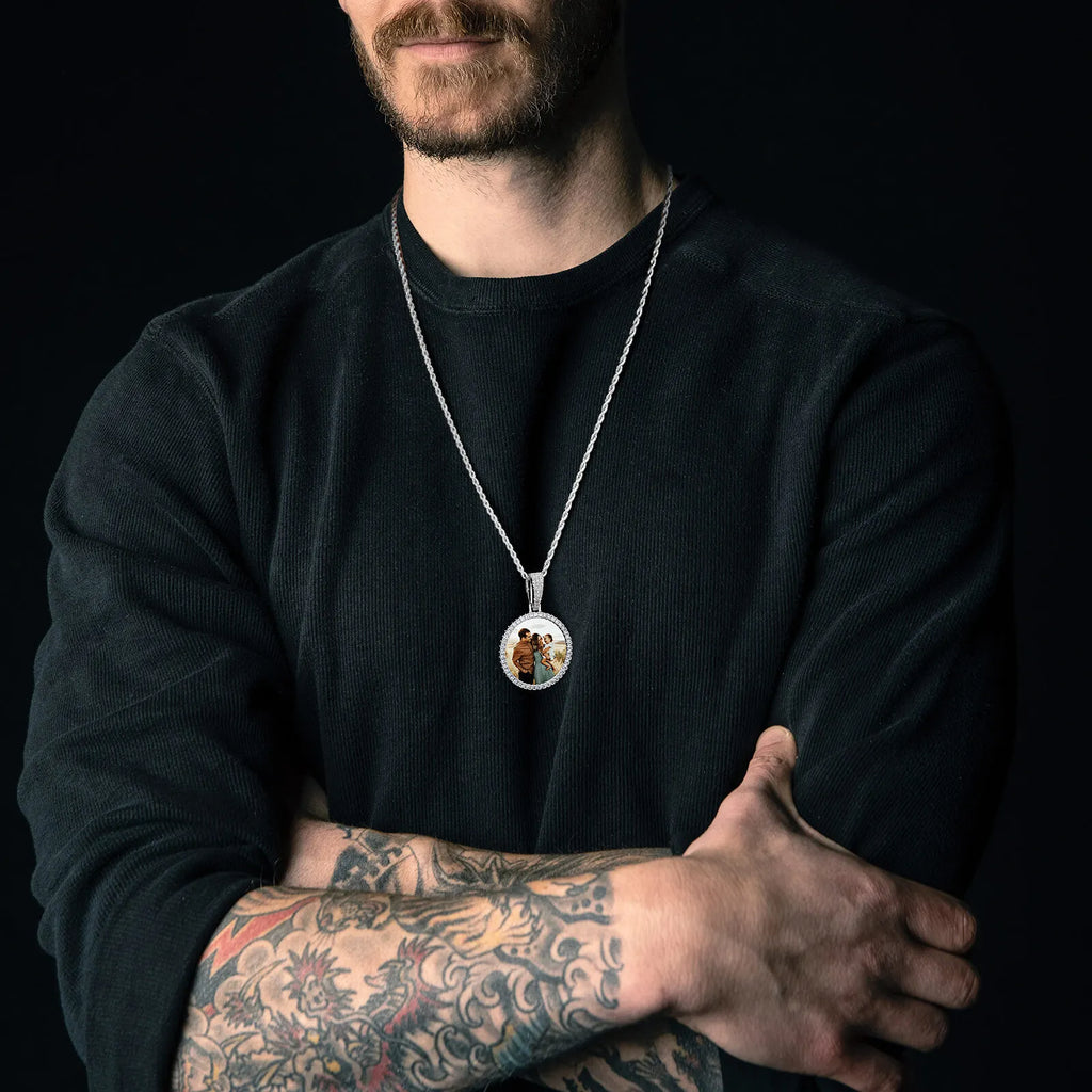 Vnox Free Custom Round Photo Frame Necklaces Gift for Women Men,Big Coin Pendant Zircon Stone Circle,Family Picture Gift to Dad